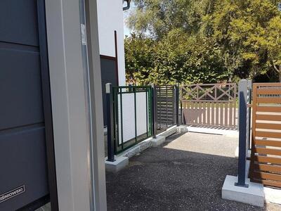 Ausstellung von Toren und Zäunen